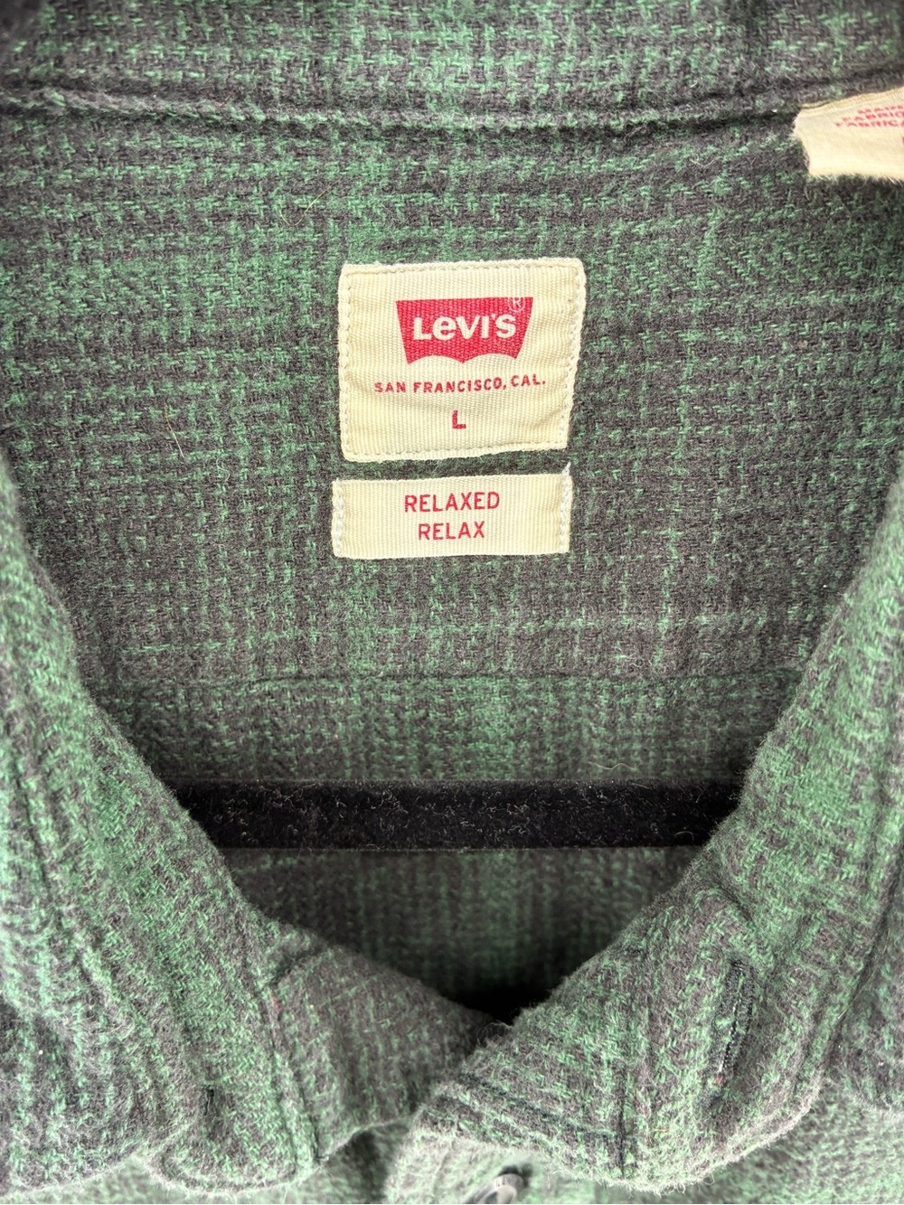 Levi's Forest Green Relaxed Fit Plaid Shirt - Picture 4 of 8